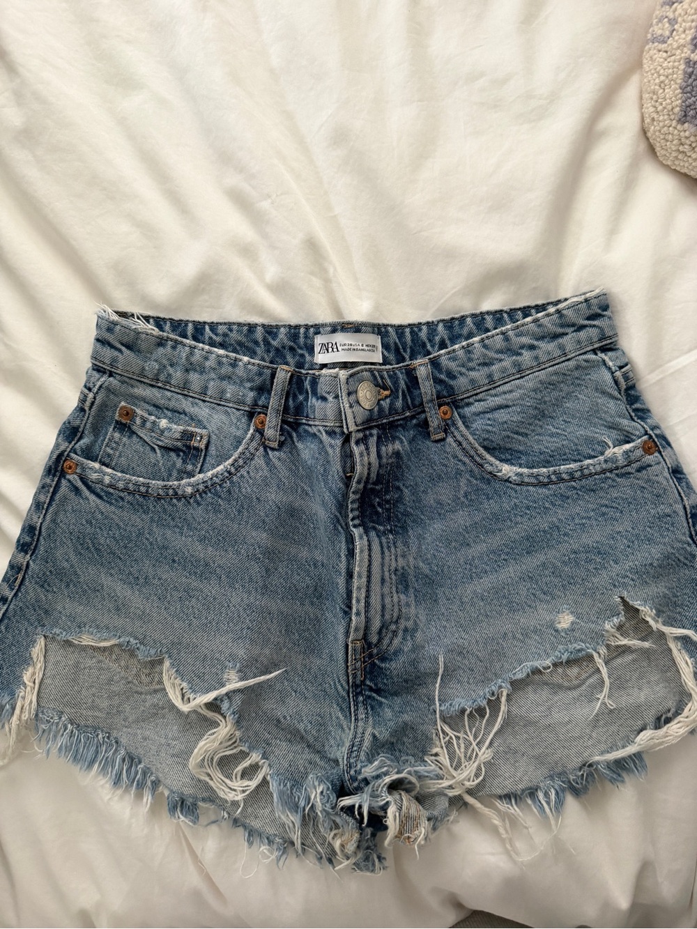 Zara Distressed Frayed Hem Denim Shorts - Light Blue